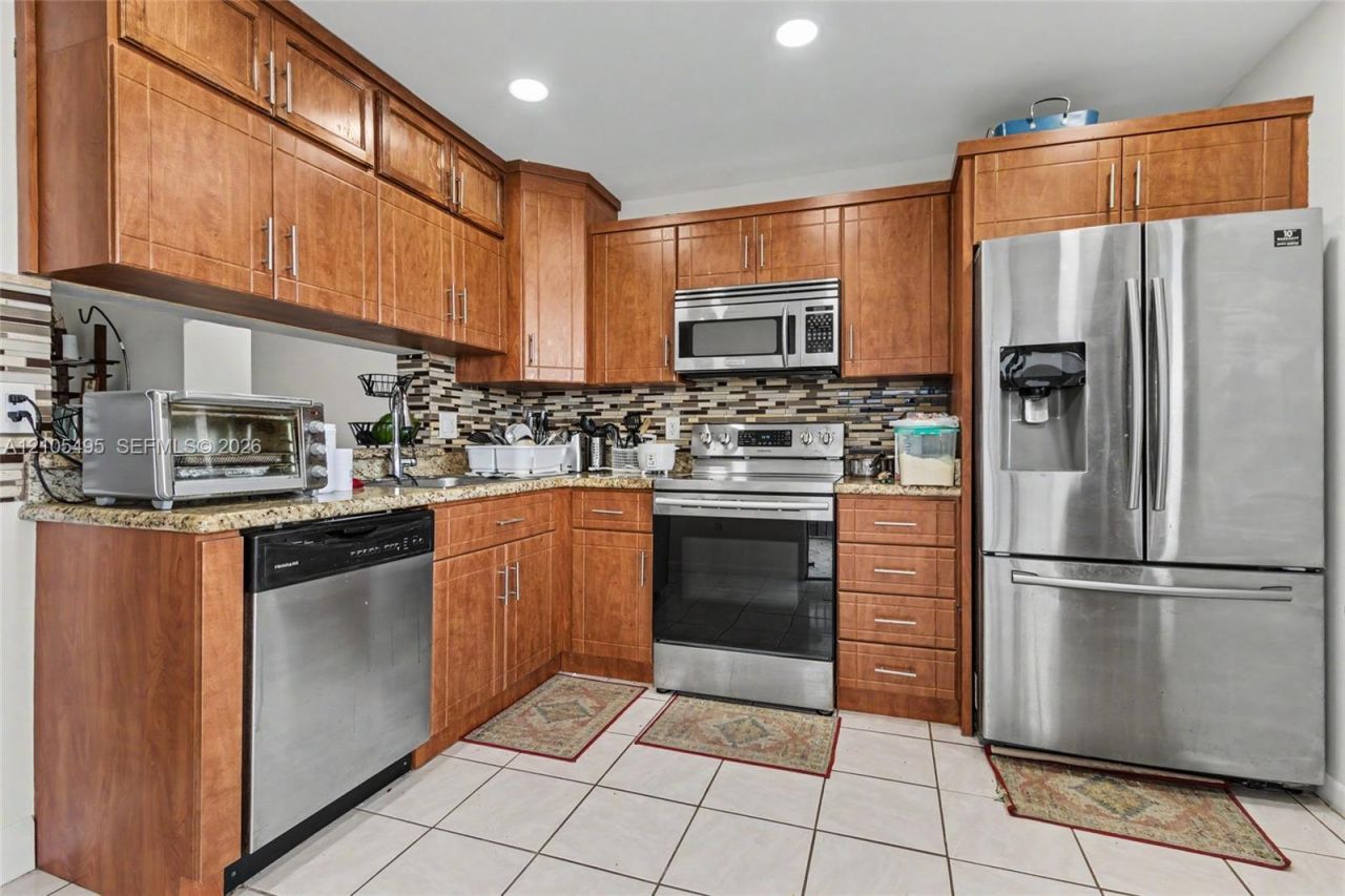 889 Hamilton Dr , Unit 889L, Homestead, FL 33034 Photo