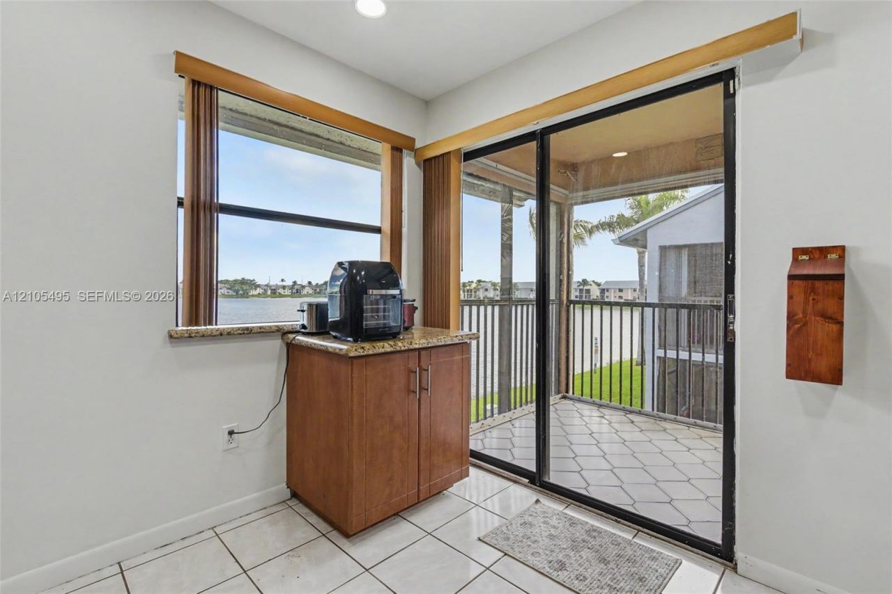 889 Hamilton Dr , Unit 889L, Homestead, FL 33034 Photo