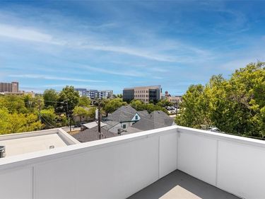 1120 Galveston Avenue, Unit 5, Fort Worth, TX 76104