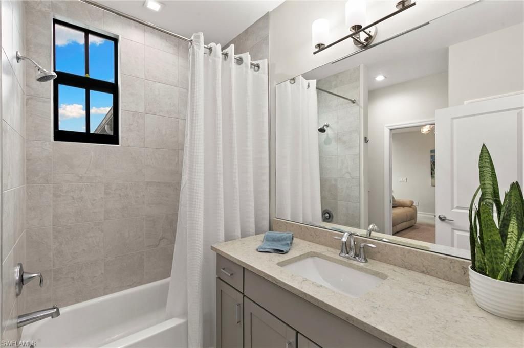 7527 Morgan Way, Naples, FL 34119 Photo