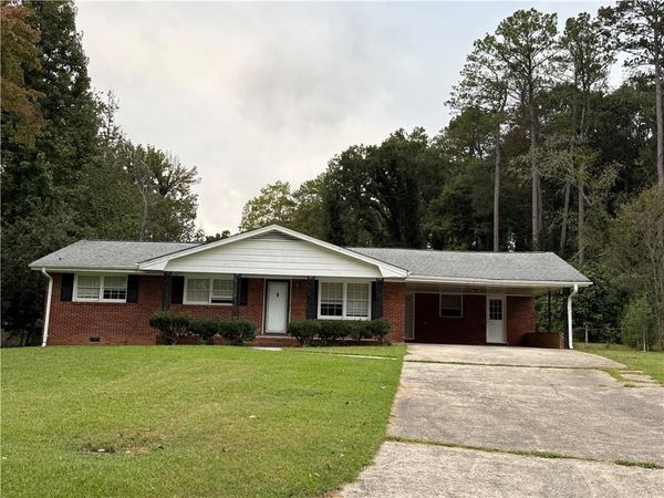 6359 Lanier Road , Morrow, GA 30260