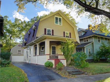 993 Harvard Street , Rochester, NY 14610
