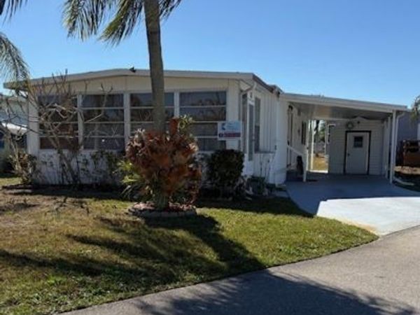 11 Cozumel Lane , Port St Lucie, FL 34952