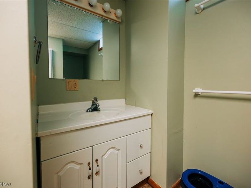 1252 Kenilworth Avenue, Coshocton, OH 43812 Photo 24