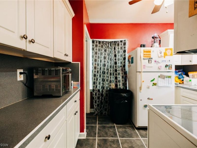 1252 Kenilworth Avenue, Coshocton, OH 43812 Photo 9