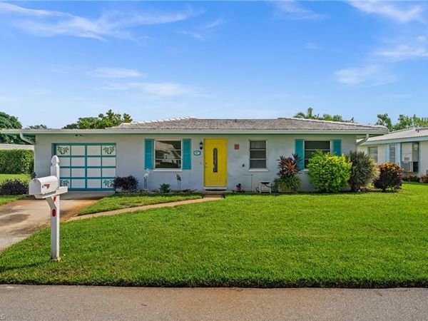 47 Hilo CT , Unit 47, NAPLES, FL 34112