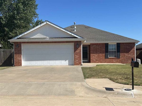 814 KC Court, Stillwater, OK 74075