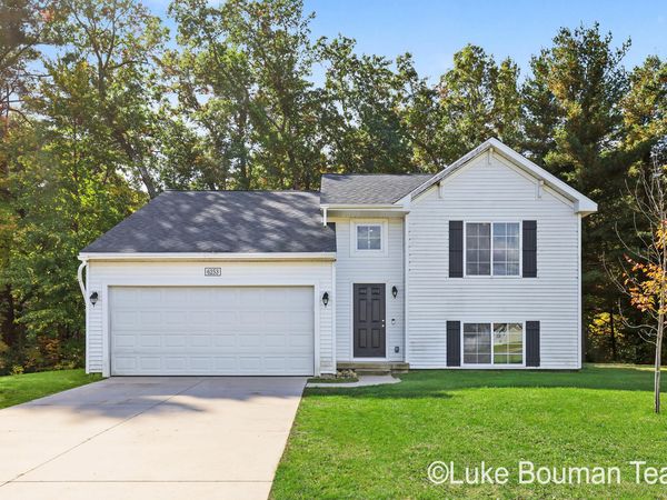 6253 Summer Ridge Court, Greenville, MI 48838