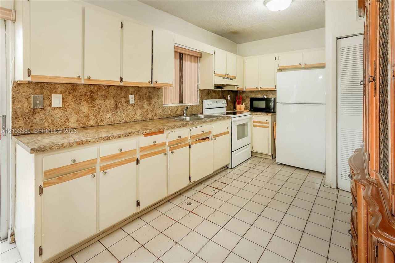 11560 SW 184th St , Miami, FL 33157 Photo