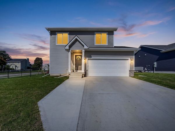 1500 E Franklin Avenue, Indianola, IA 50125
