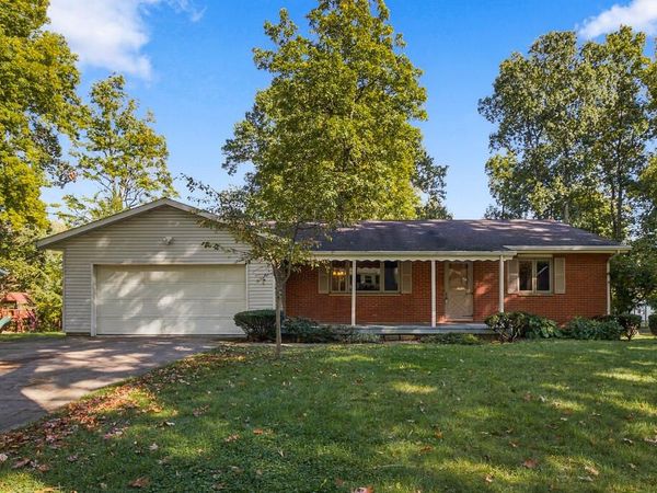 788 Woodcrest Dr, Mansfield, OH 44905