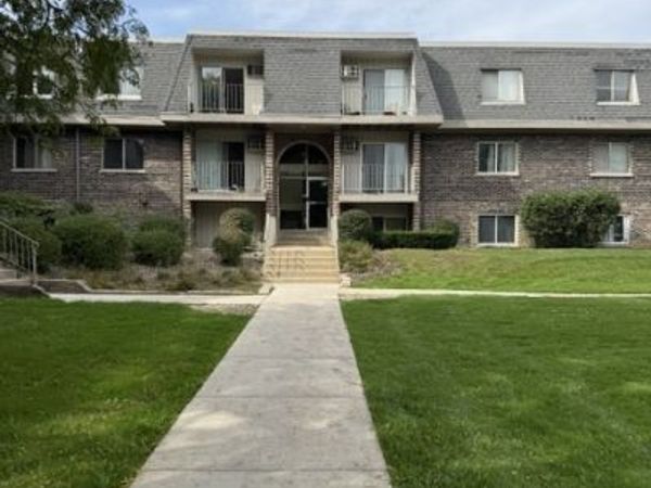 838 Jonathon Court , Unit 107, Prospect Heights, IL 60070