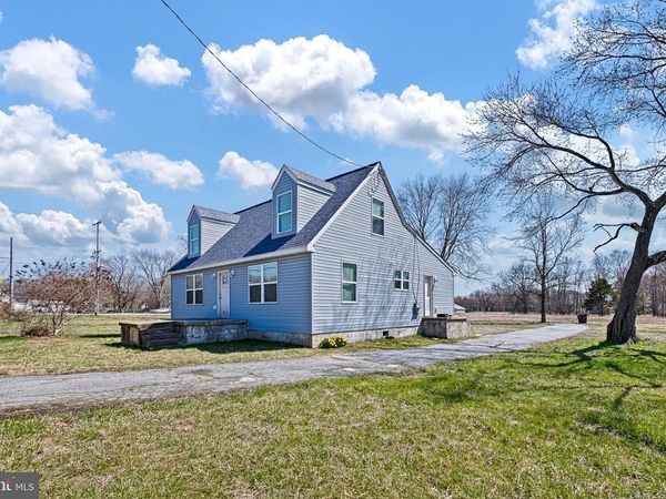 1610 OLD BALTIMORE PIKE, NEWARK, DE 19702