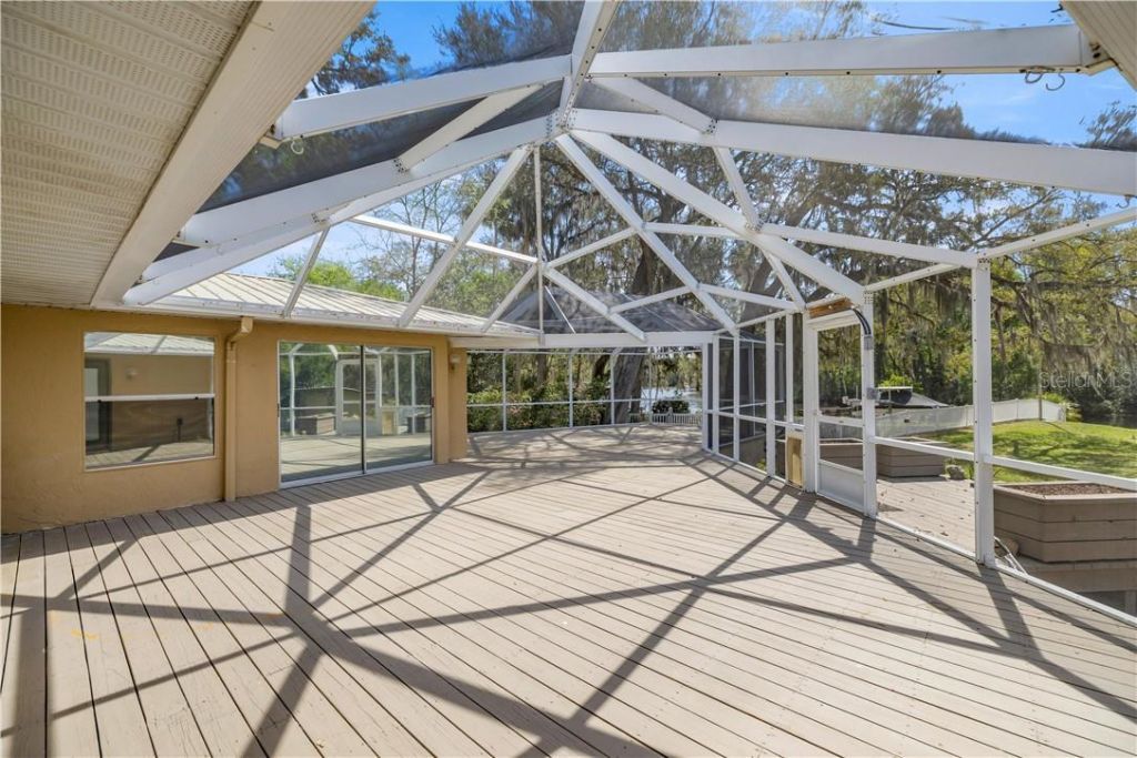 4817 Riverside Drive , Yankeetown, FL 34498 Photo