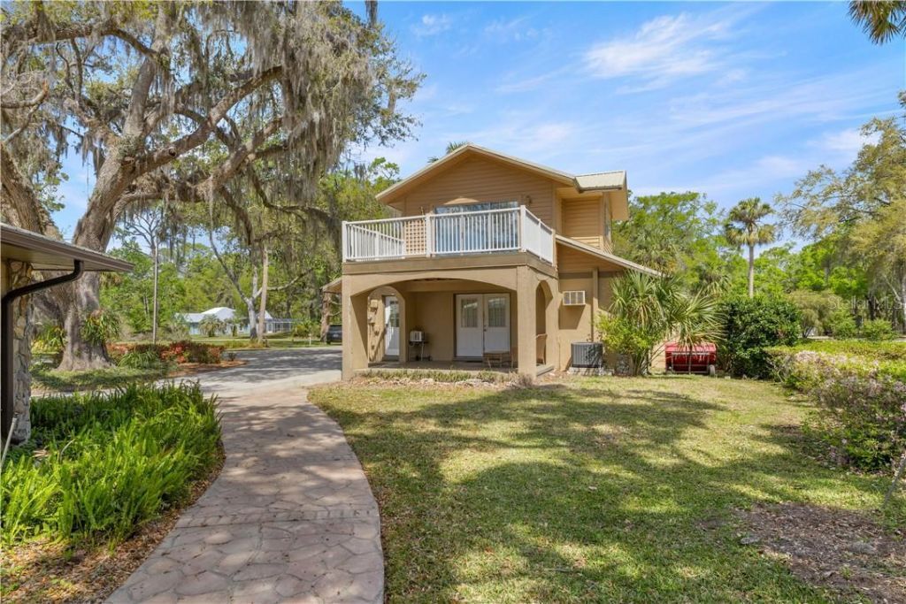 4817 Riverside Drive , Yankeetown, FL 34498 Photo