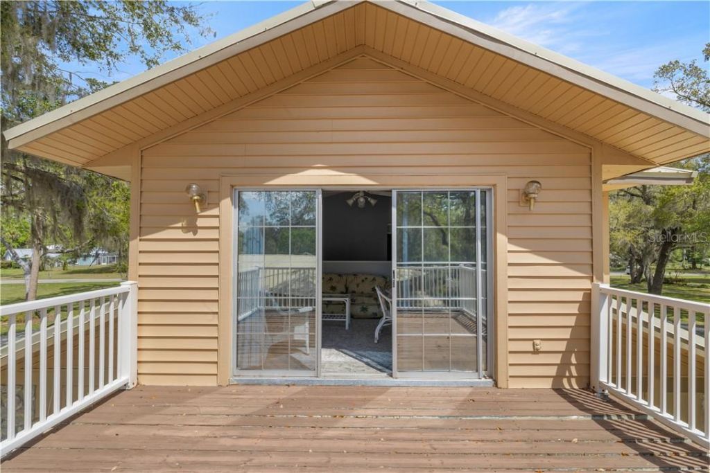 4817 Riverside Drive , Yankeetown, FL 34498 Photo