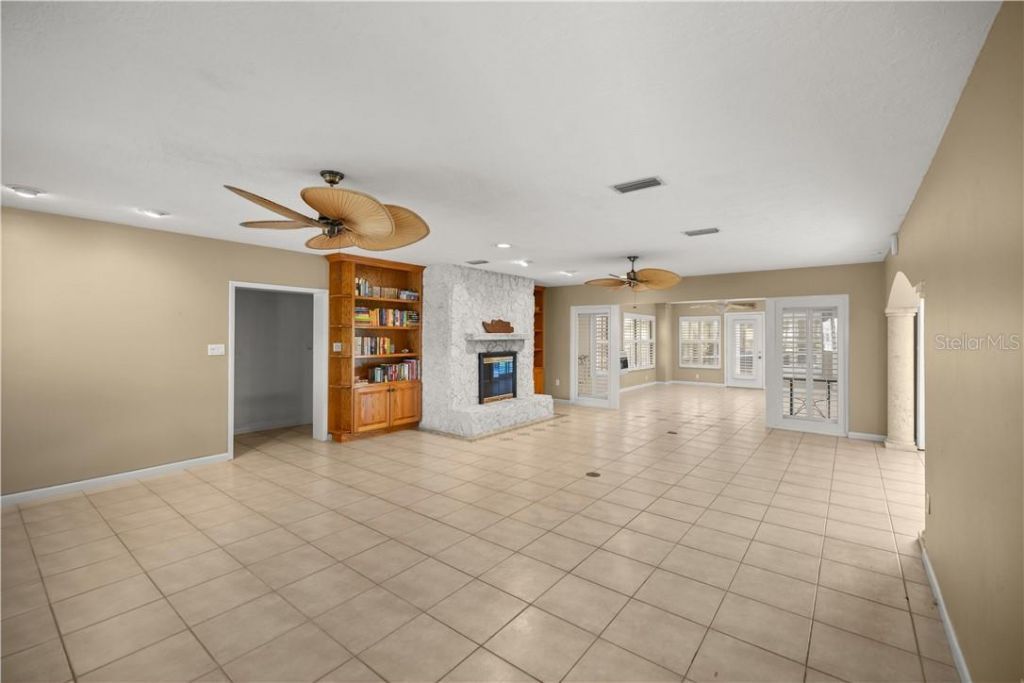 4817 Riverside Drive , Yankeetown, FL 34498 Photo
