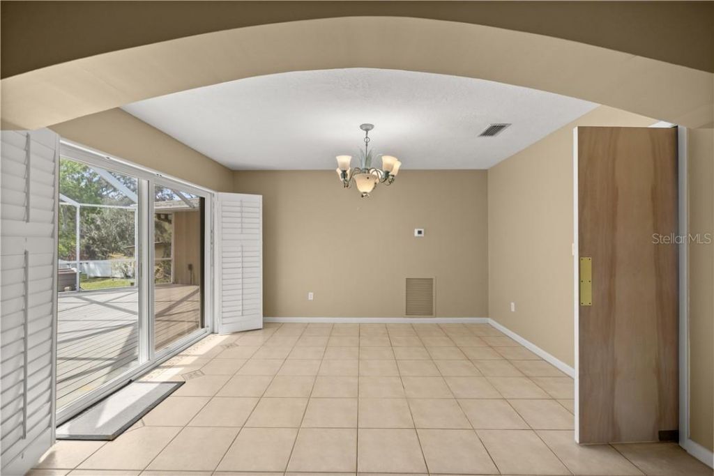 4817 Riverside Drive , Yankeetown, FL 34498 Photo