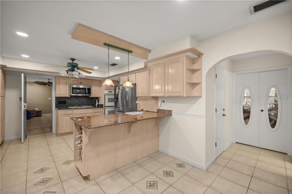 4817 Riverside Drive , Yankeetown, FL 34498 Photo