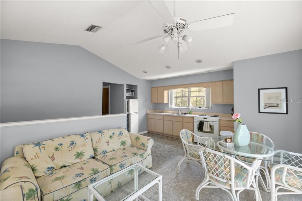 4817 Riverside Drive , Yankeetown, FL 34498 Photo