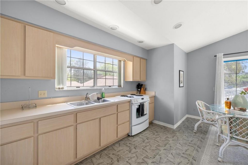 4817 Riverside Drive , Yankeetown, FL 34498 Photo