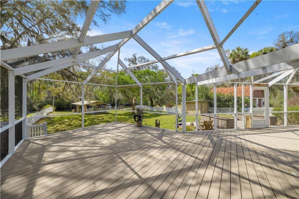 4817 Riverside Drive , Yankeetown, FL 34498 Photo