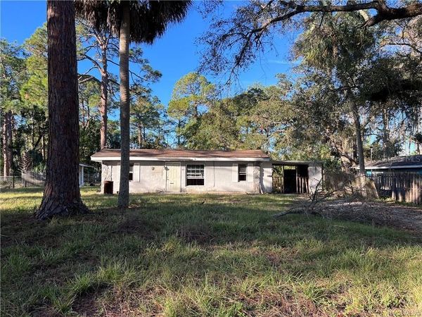 49 63rd STREET , Yankeetown, FL 34498