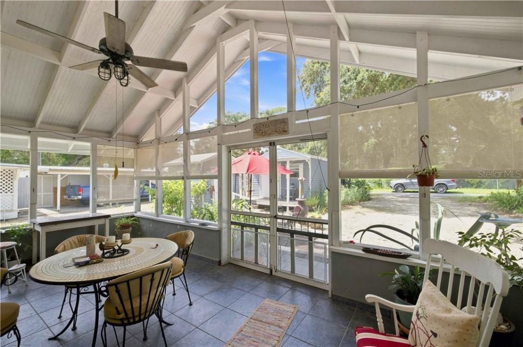 6104 Riverside Drive , Yankeetown, FL 34498 Photo