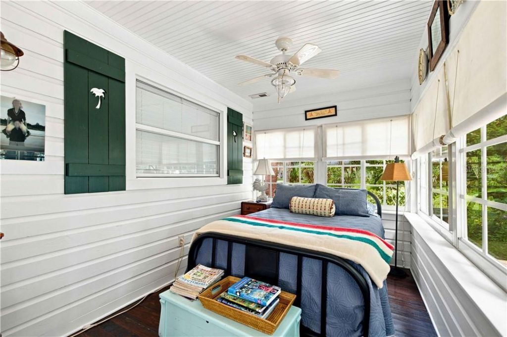 6104 Riverside Drive , Yankeetown, FL 34498 Photo