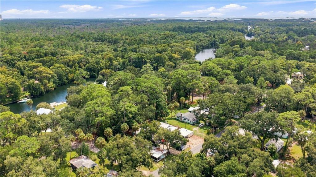 6104 Riverside Drive , Yankeetown, FL 34498 Photo