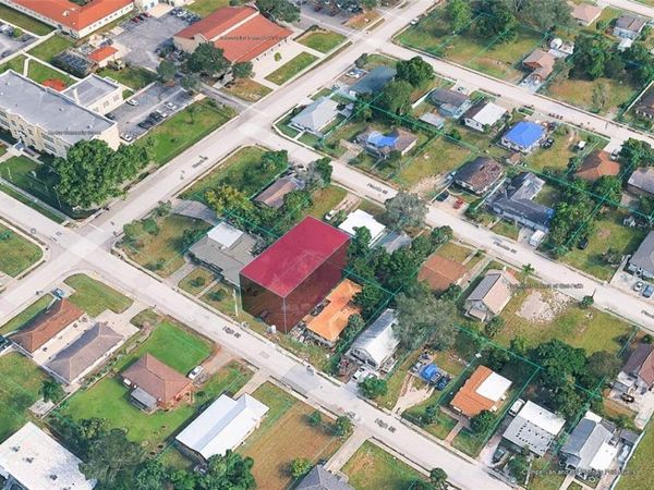 1923 HIGH STREET , FORT MYERS, FL 33916