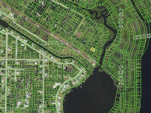 1593 HALMSTAD DRIVE , PUNTA GORDA, FL 33983