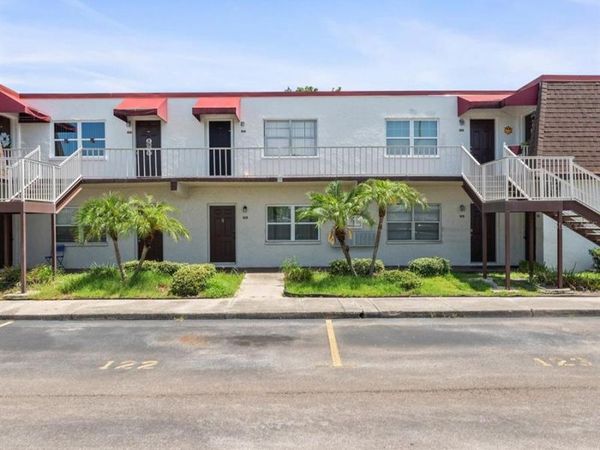 9105 W HILLSBOROUGH AVENUE , Unit I204, TAMPA, FL 33615