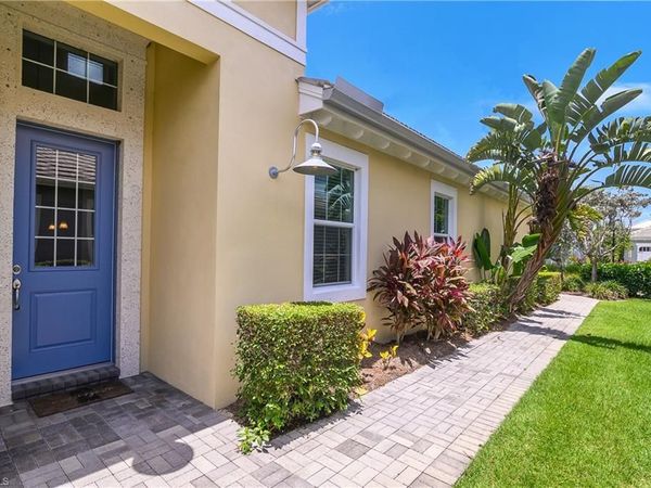 7162 Dominica DR , NAPLES, FL 34113