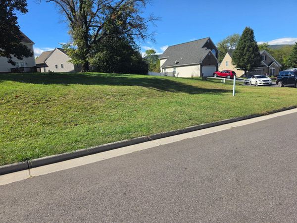 3144 Isabel LN , Salem, VA 24153