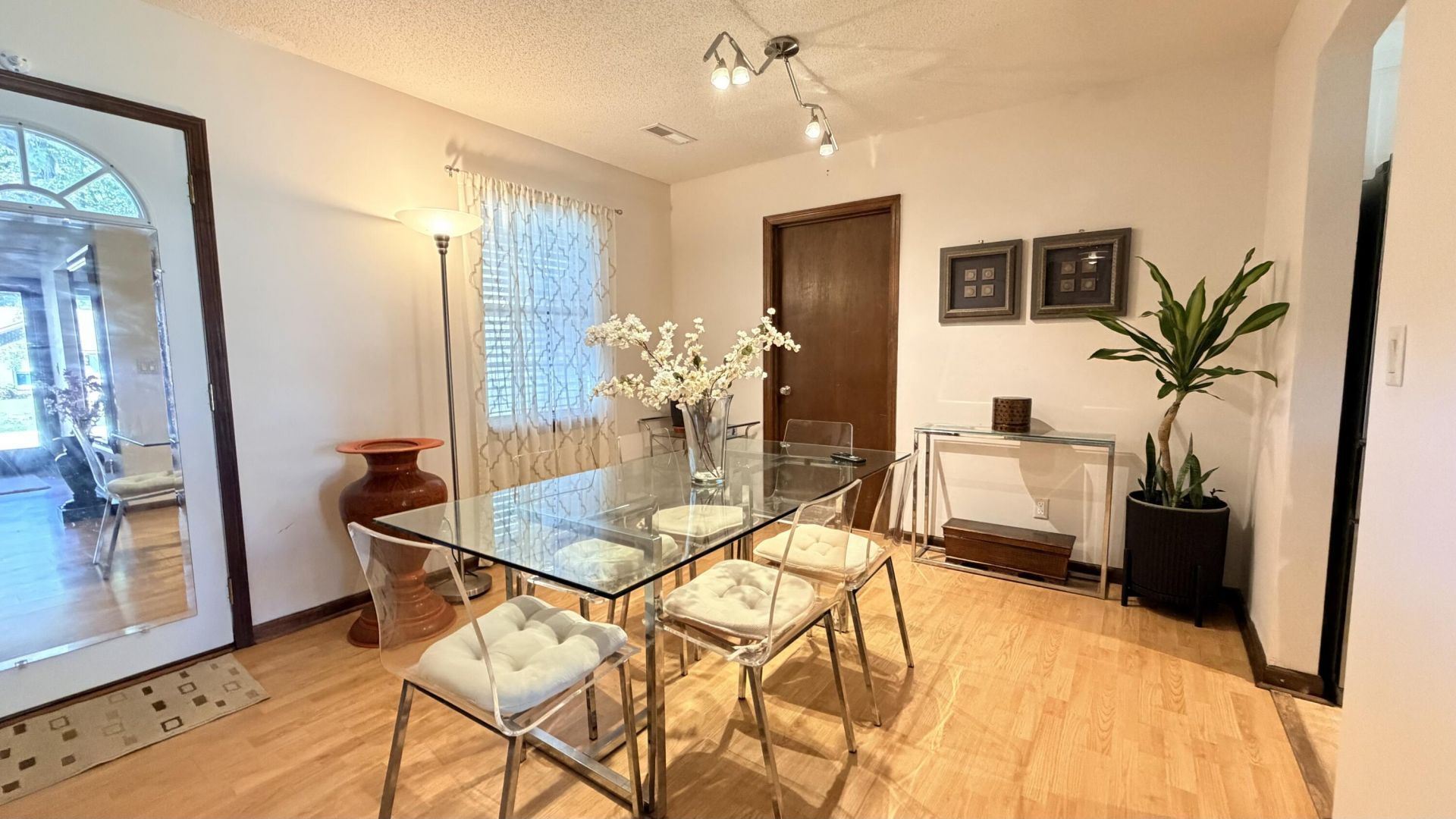 414 Surfside Drive Photo 10
