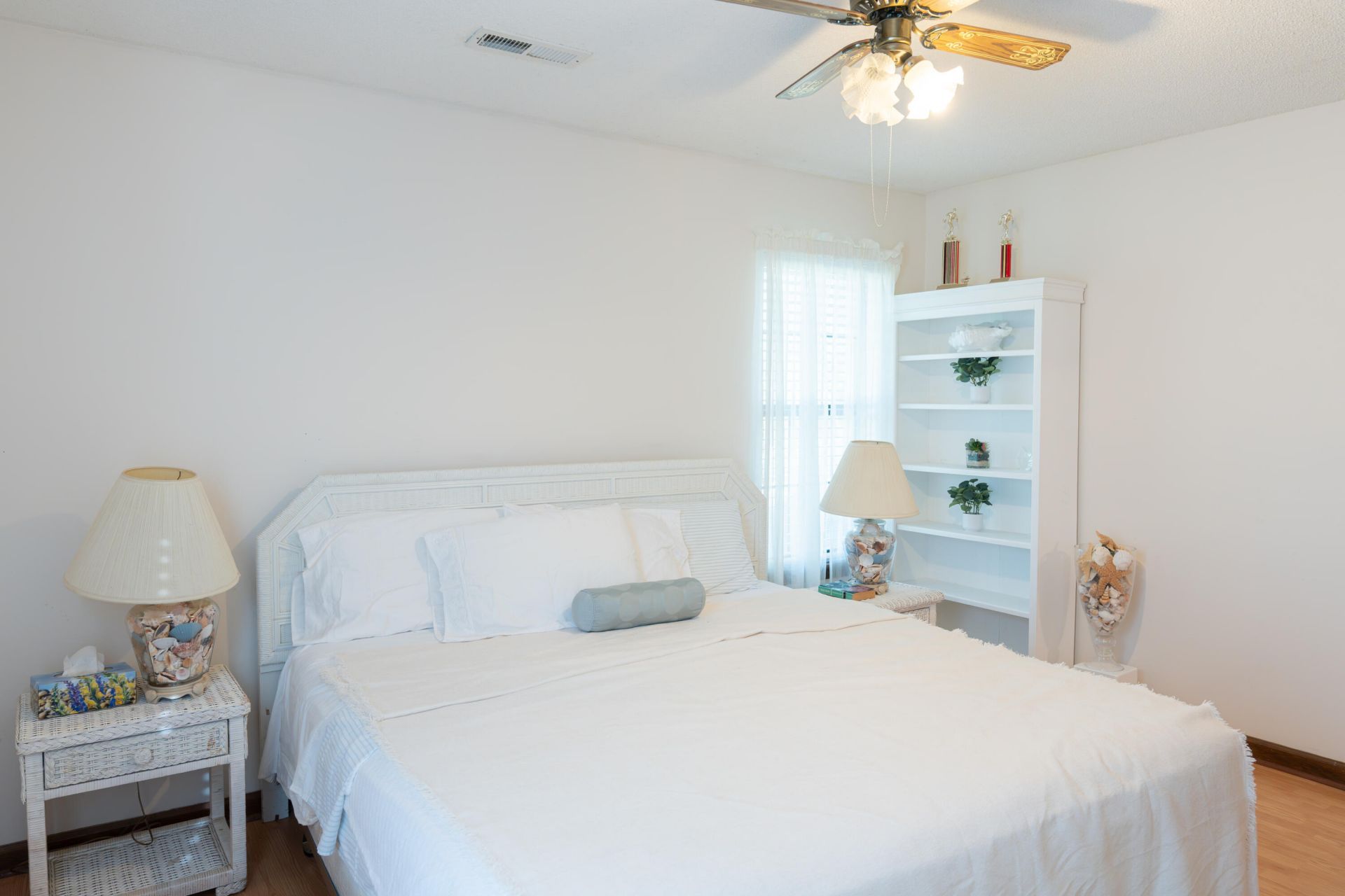 414 Surfside Drive Photo 16