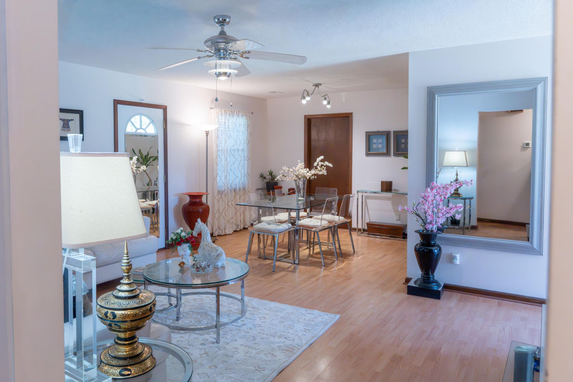 414 Surfside Drive Photo 2
