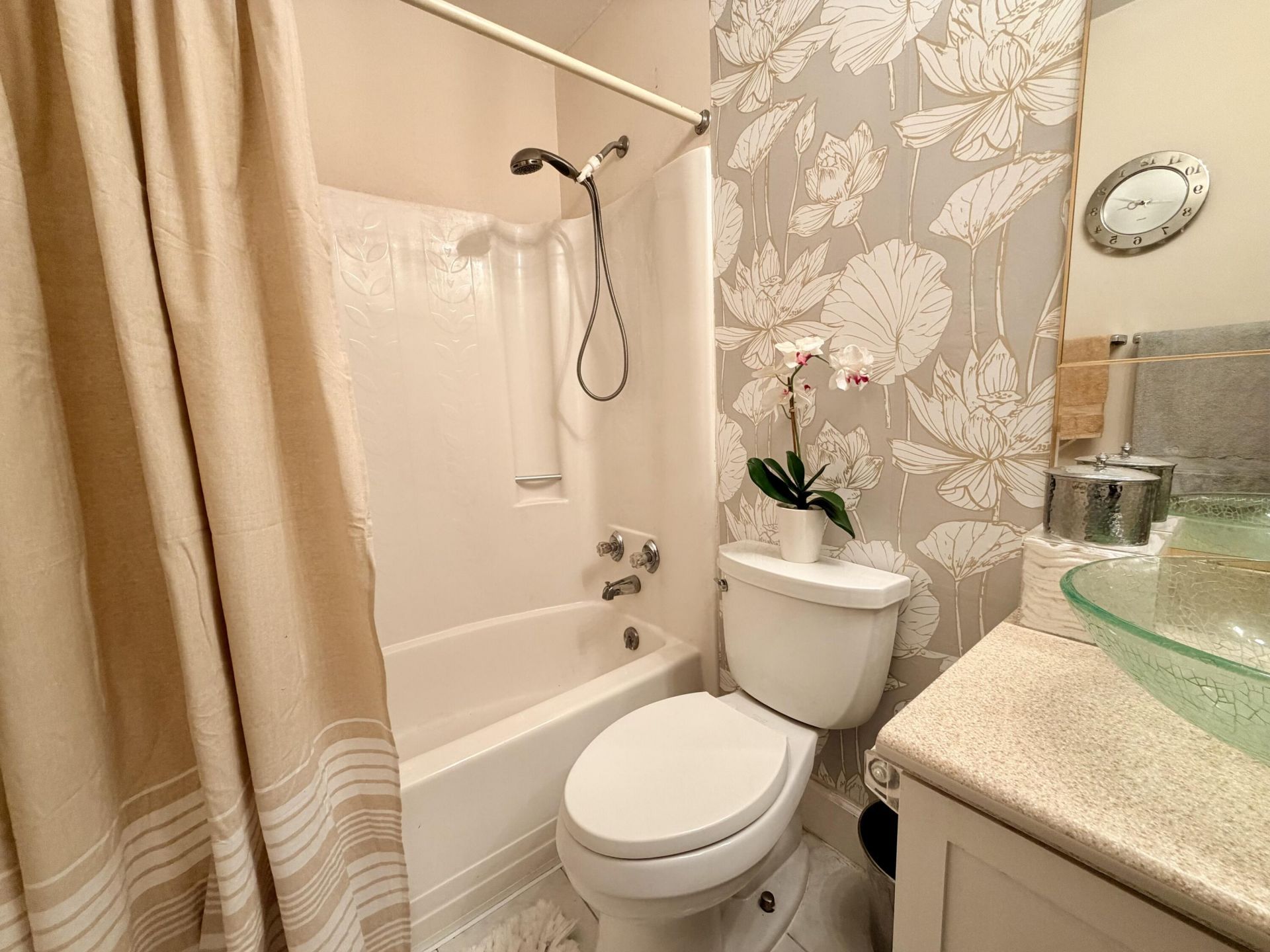 414 Surfside Drive Photo 24