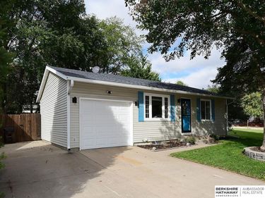 435 Parkview Avenue, Eagle, NE 68347