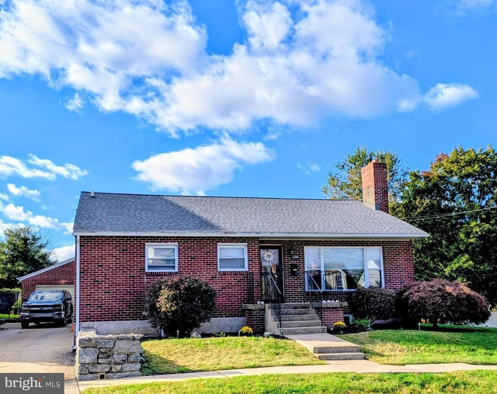 158 RIDGE BOULEVARD, BROOKHAVEN, PA 19015