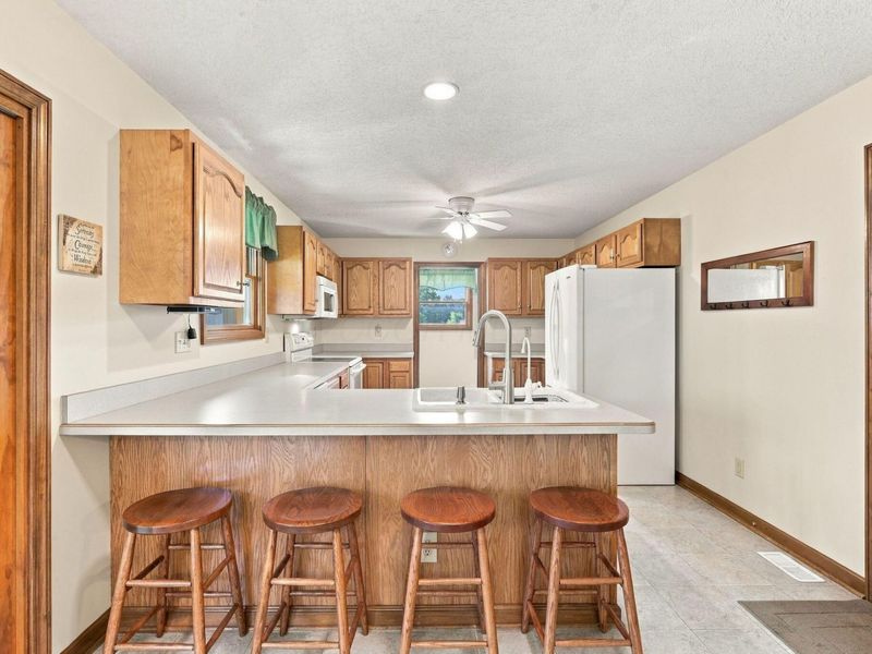 9240 Stoudertown Road NW, Baltimore, OH 43105 Photo 20