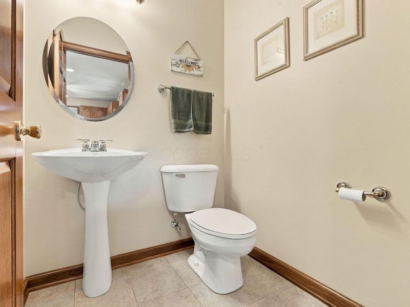 9240 Stoudertown Road NW, Baltimore, OH 43105 Photo 25