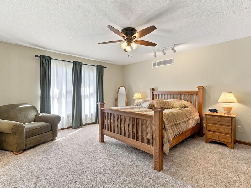 9240 Stoudertown Road NW, Baltimore, OH 43105 Photo 28