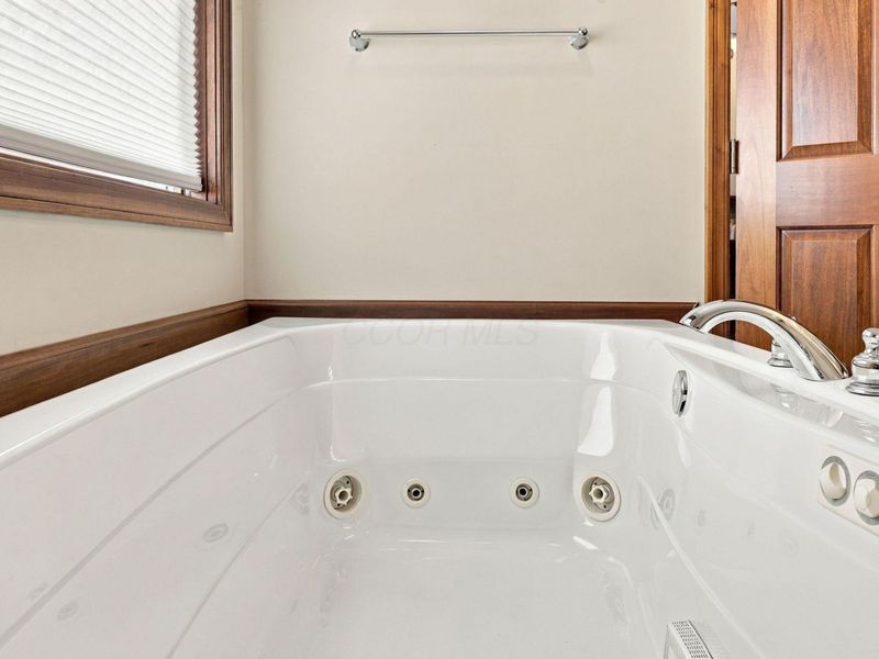 9240 Stoudertown Road NW, Baltimore, OH 43105 Photo 33