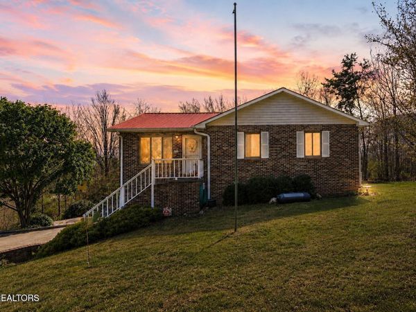191 Ashley Lane, Oneida, TN 37841