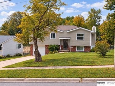 7071 Western Avenue, Omaha, NE 68132
