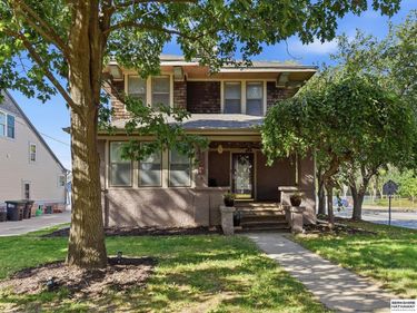1904 S 36th Street, Omaha, NE 68105