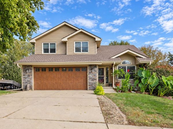 2309 Walnut Street , West Des Moines, IA 50265