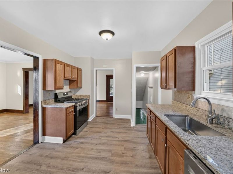 3341 W 99th Street, Cleveland, OH 44102 Photo 8